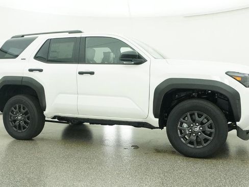 New 2026 Toyota 4Runner SR5 AWD/4WD image 23