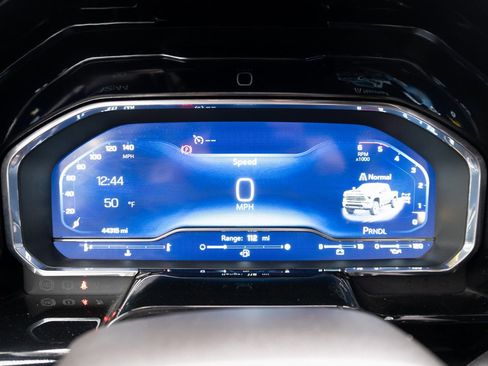 Used 2024 Chevrolet Silverado 3500 LT image 5