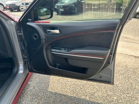 Used 2019 Dodge Charger R/T w/ Plus Group RWD image 25