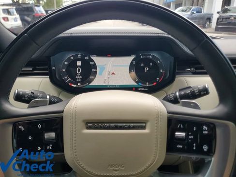 Used 2023 Land Rover Range Rover Long Wheelbase SE AWD/4WD image 24