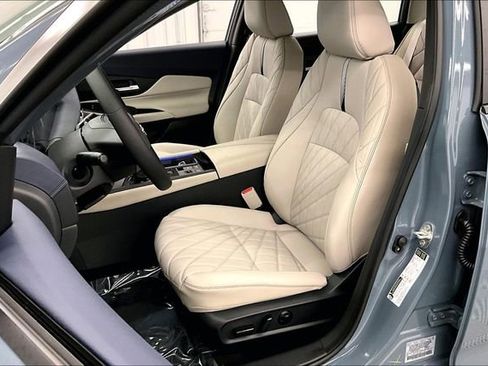 New 2026 Nissan Sentra SL w/ Floor Mat Package FWD image 10