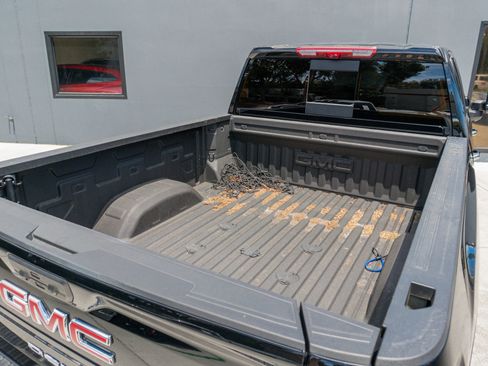 Used 2025 GMC Sierra 2500 Denali w/ Denali Reserve Package AWD/4WD image 68