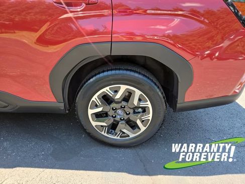 Used 2025 Subaru Forester Premium w/ Convenience Package #1 AWD/4WD image 22