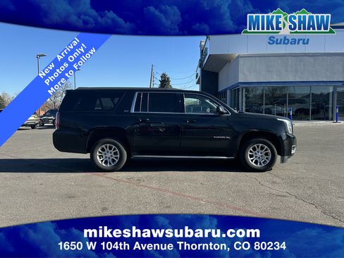 Used 2019 GMC Yukon XL SLT image 4