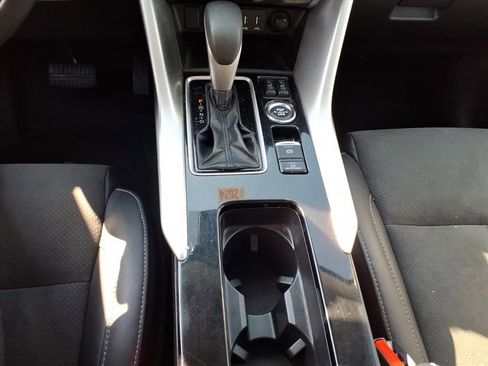 Used 2024 Mitsubishi Eclipse Cross SE image 13