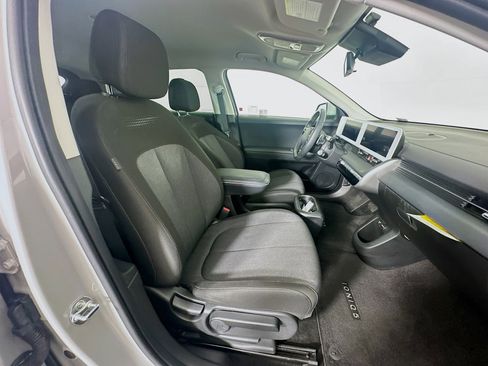 Used 2024 Hyundai Ioniq 5 SE image 30