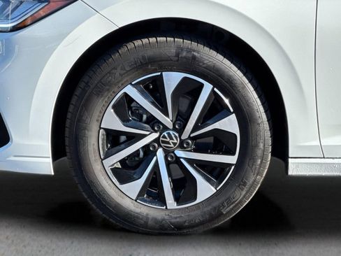 Used 2025 Volkswagen Jetta S image 23