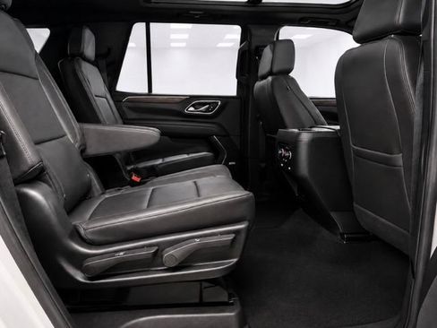 Used 2023 Chevrolet Tahoe LT AWD/4WD image 19