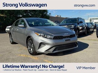 Used 2024 Kia Forte LXS video 1