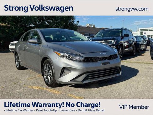 Used 2024 Kia Forte LXS image 1