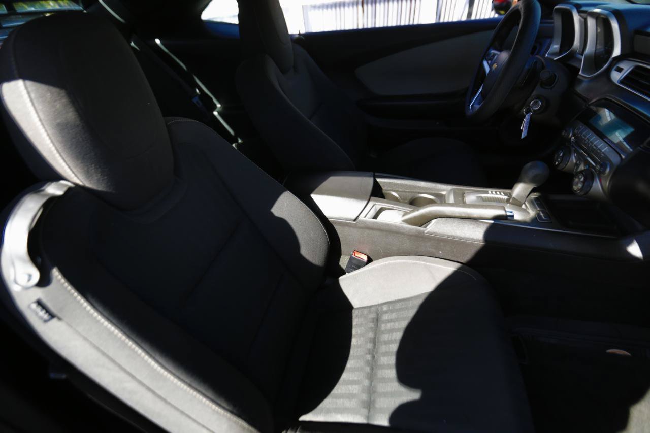 Used 2012 Chevrolet Camaro LS RWD image 12