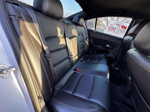 Used 2014 Chevrolet Cruze LT image 17