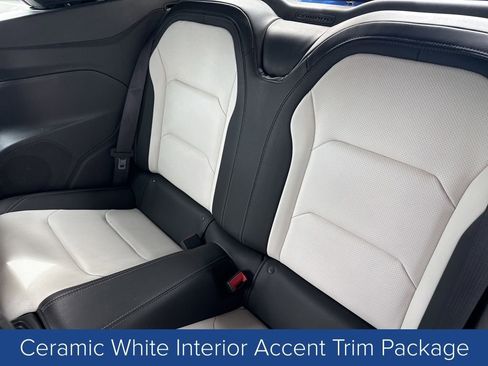 Used 2016 Chevrolet Camaro SS image 21