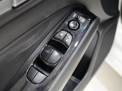 Used 2023 Nissan Altima 2.5 SV image 19