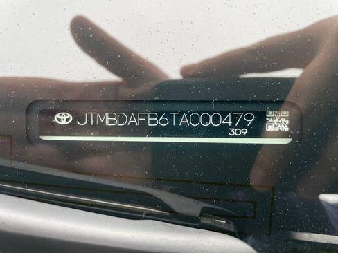 Used 2026 Toyota bZ AWD/4WD image 33