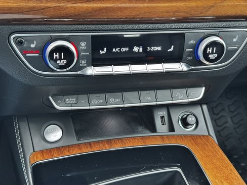 Used 2023 Audi Q5 2.0T Premium Plus w/ Premium Plus Package image 25