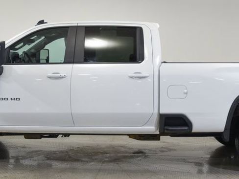 Used 2025 Chevrolet Silverado 2500 LT w/ Convenience Package AWD/4WD image 10