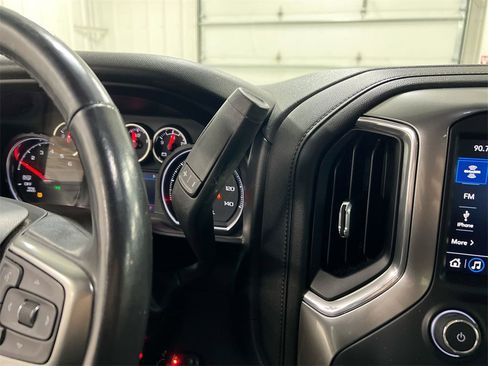 Used 2020 Chevrolet Silverado 1500 LT Trail Boss image 17