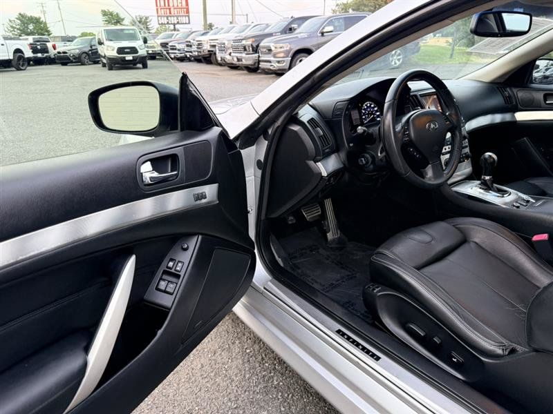 Used 2014 INFINITI Q60 AWD Coupe w/ Premium Package image 17