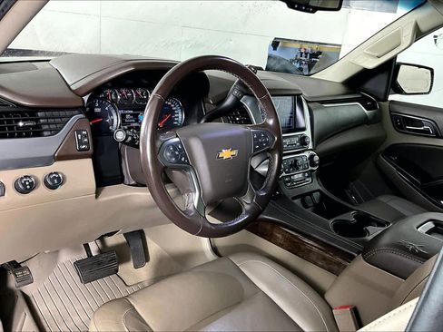 Used 2020 Chevrolet Tahoe LT AWD/4WD image 17