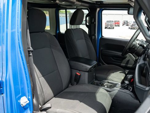 Used 2022 Jeep Wrangler Unlimited Sport AWD/4WD image 22