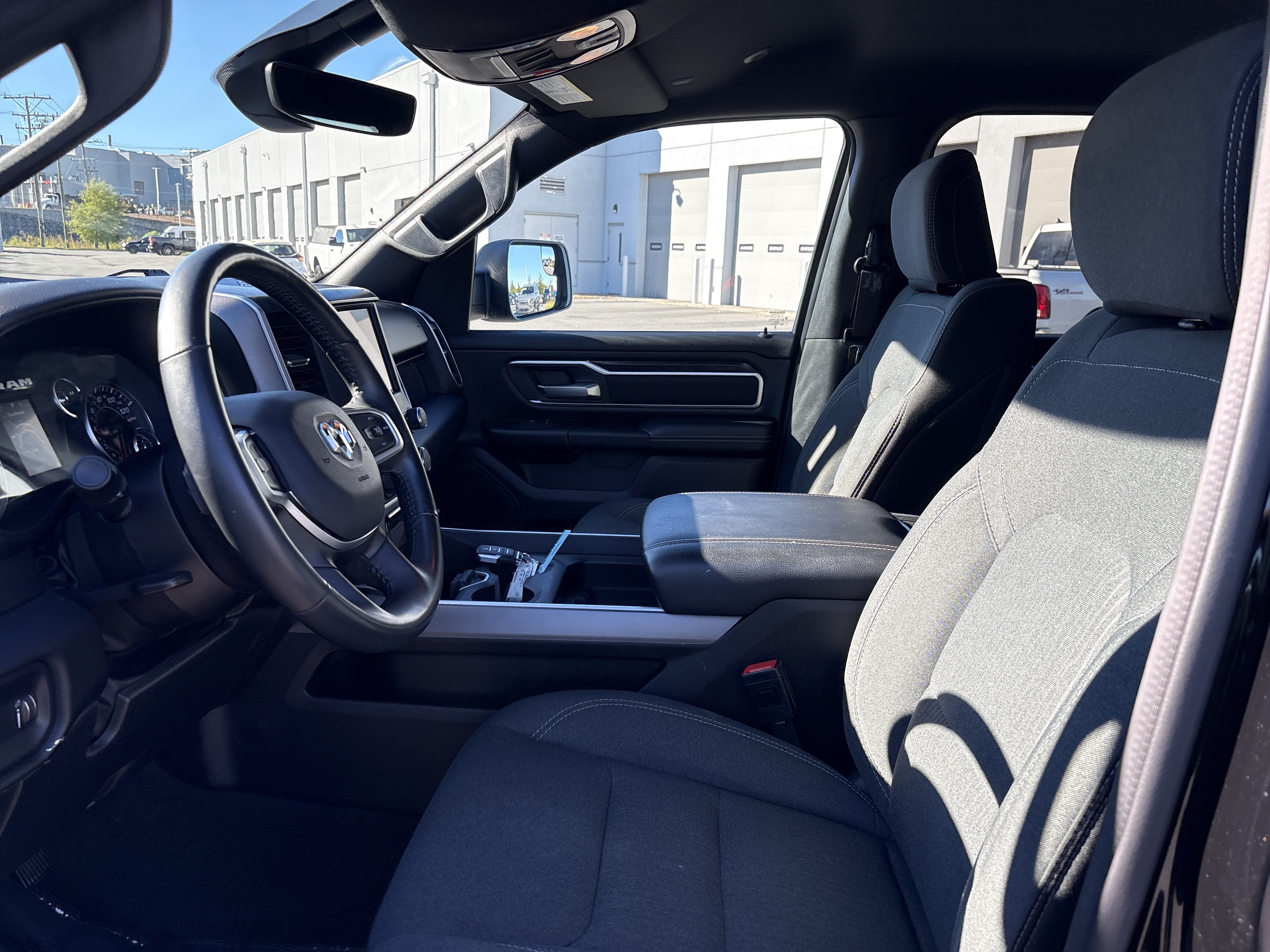 Used 2023 RAM 1500 Big Horn AWD/4WD image 14