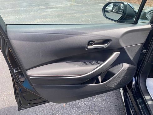Used 2023 Toyota Corolla SE FWD image 30