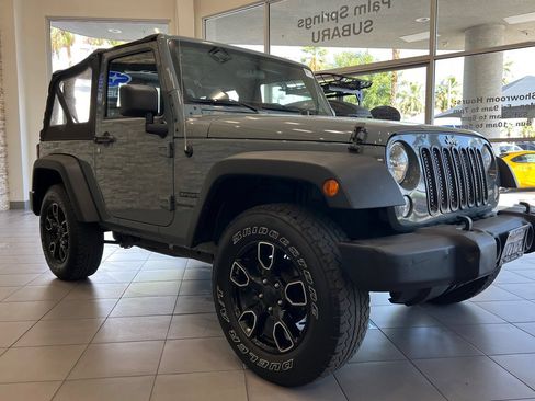 Used 2014 Jeep Wrangler Sport AWD/4WD image 7