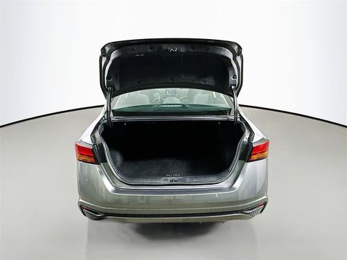 Used 2023 Nissan Altima 2.5 SV image 31