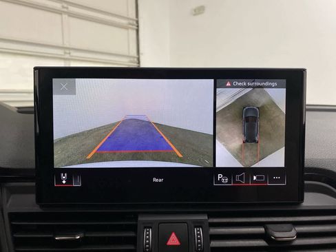 Used 2022 Audi Q5 e Prestige image 26