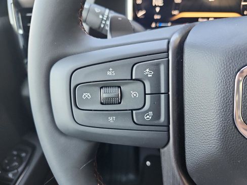 New 2026 GMC Sierra 1500 AT4 w/ AT4 Premium Package AWD/4WD image 24