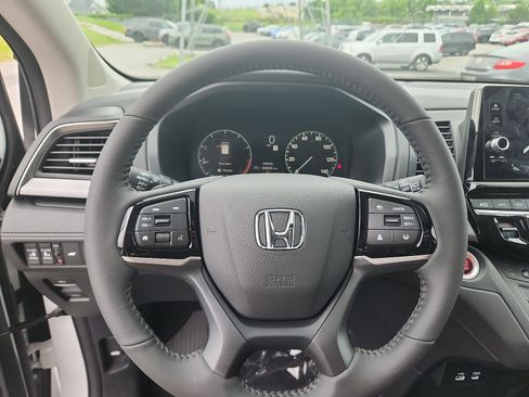 New 2026 Honda Odyssey EX-L image 15