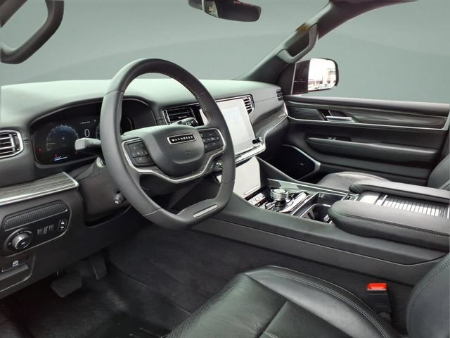 Used 2022 Jeep Wagoneer Series II AWD/4WD image 12