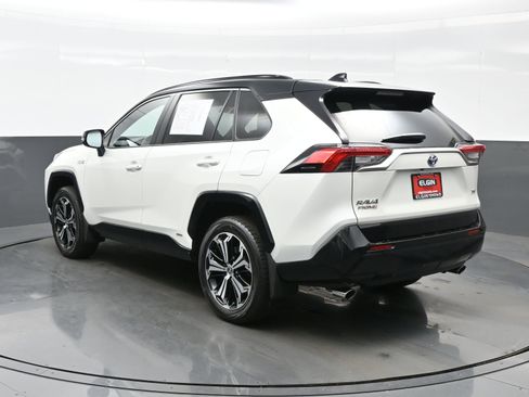 Used 2022 Toyota RAV4 XSE image 4