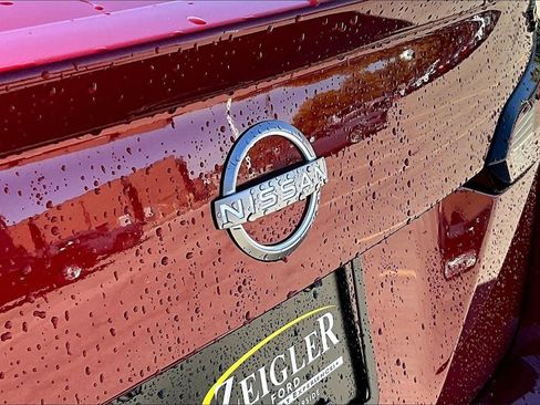 Used 2024 Nissan Versa SR w/ Trunk Package image 30