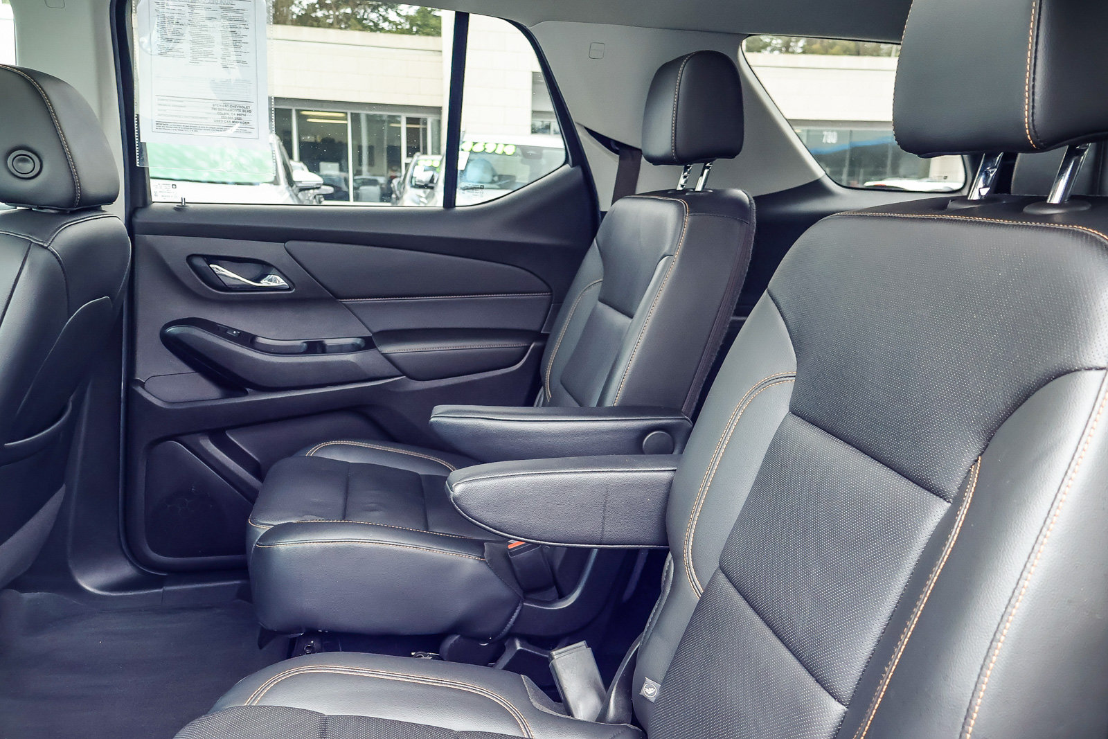 Used 2019 Chevrolet Traverse Premier w/ Redline Edition FWD image 16
