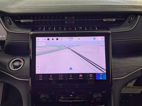 New 2025 Jeep Grand Cherokee Limited image 21