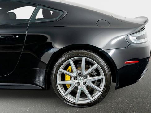Used 2015 Aston Martin V8 Vantage GT image 16