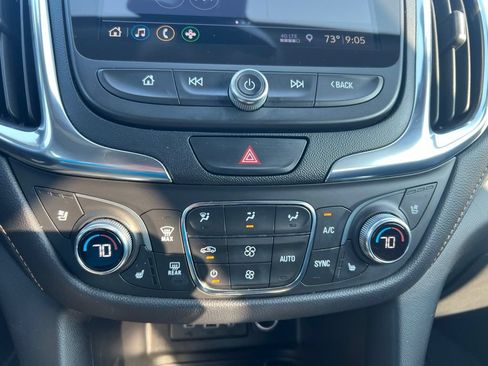 Used 2021 Chevrolet Equinox Premier FWD image 19