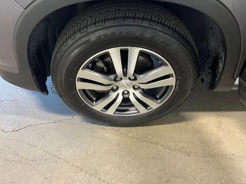 Used 2017 Honda Pilot EX image 30