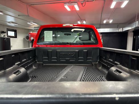 Used 2016 Ford F250 XL w/ Snow Plow Prep Package image 9