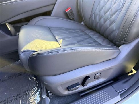 New 2026 Nissan Rogue Platinum w/ Platinum Premium Package image 15