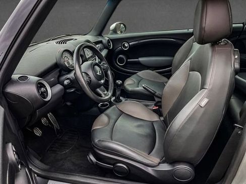 Used 2013 MINI Cooper Clubman S FWD image 6