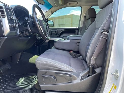 Used 2017 Chevrolet Silverado 1500 LT w/ LT Plus Package image 13