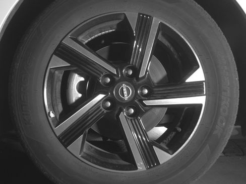 Used 2025 Nissan Sentra SV FWD image 15