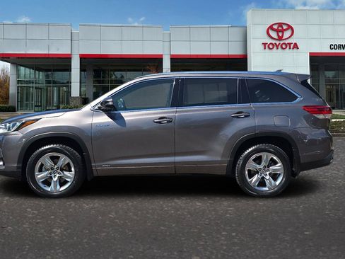 Certified 2019 Toyota Highlander AWD Hybrid image 7