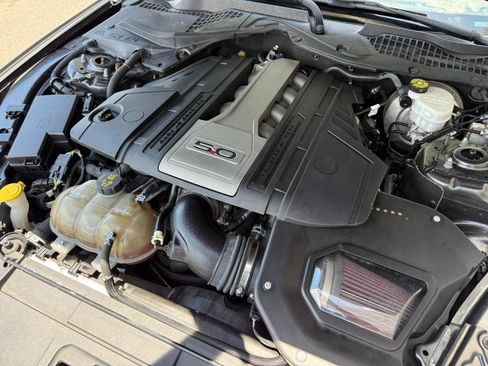 Used 2019 Ford Mustang GT RWD image 24