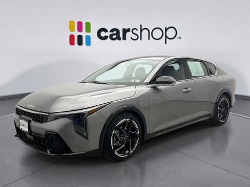 Used 2025 Kia K4 GT-Line image 1
