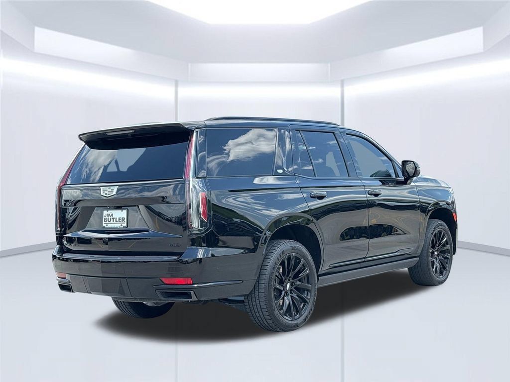Used 2022 Cadillac Escalade Sport Platinum w/ LPO, ONYX Package AWD/4WD image 8