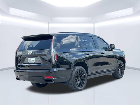 Used 2022 Cadillac Escalade Sport Platinum w/ LPO, ONYX Package AWD/4WD image 8